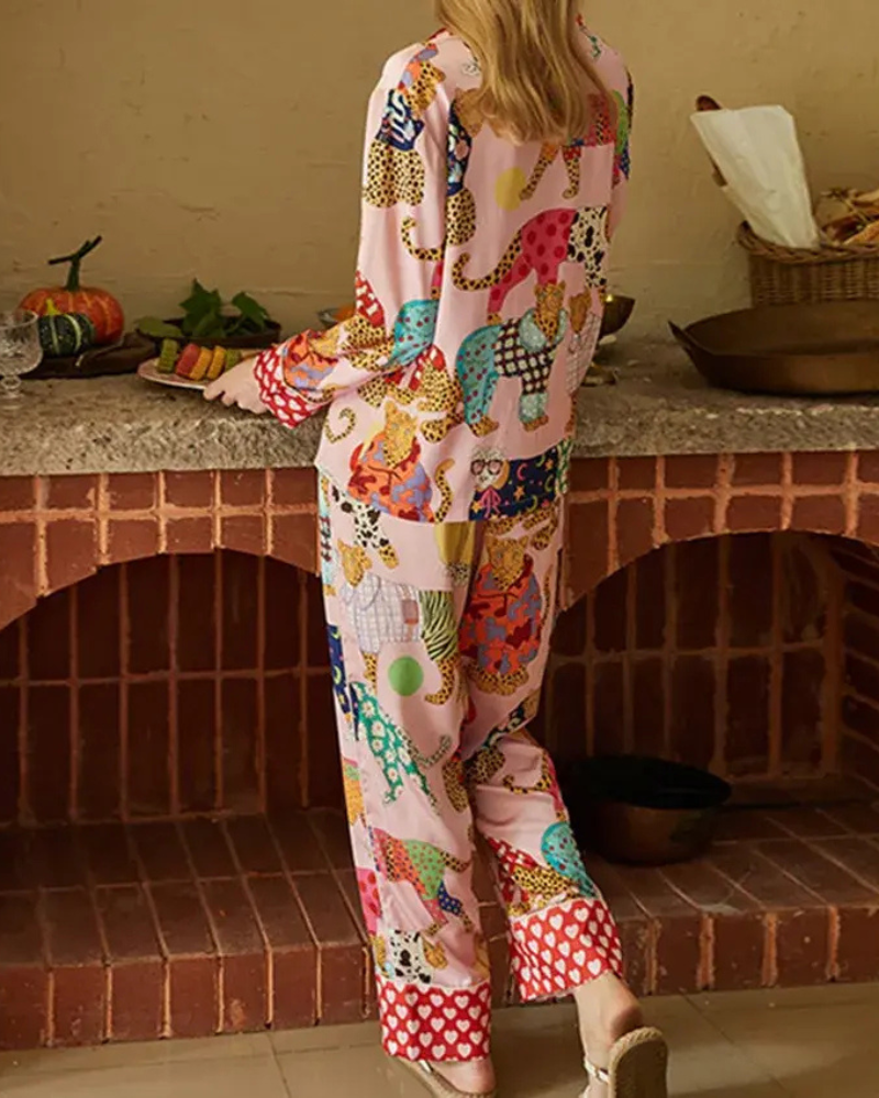 Pijama Feminino em Cetim com Estampa Divertida - Nelima