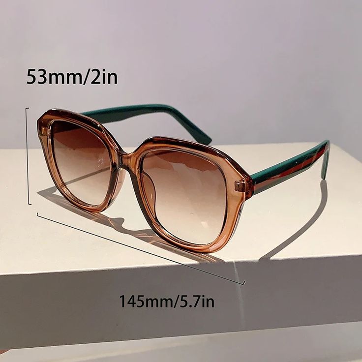 Óculos de Sol Retrô Oversized Feminino - Le Belle