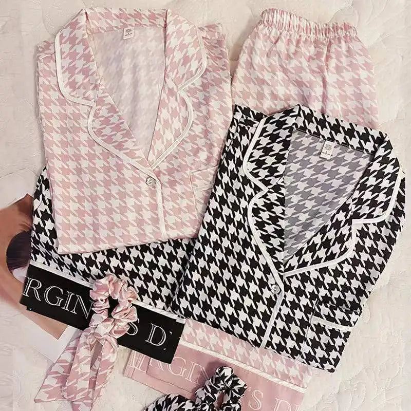 Pijama Feminino de Cetim Xadrez Mangas Longas - Nelima