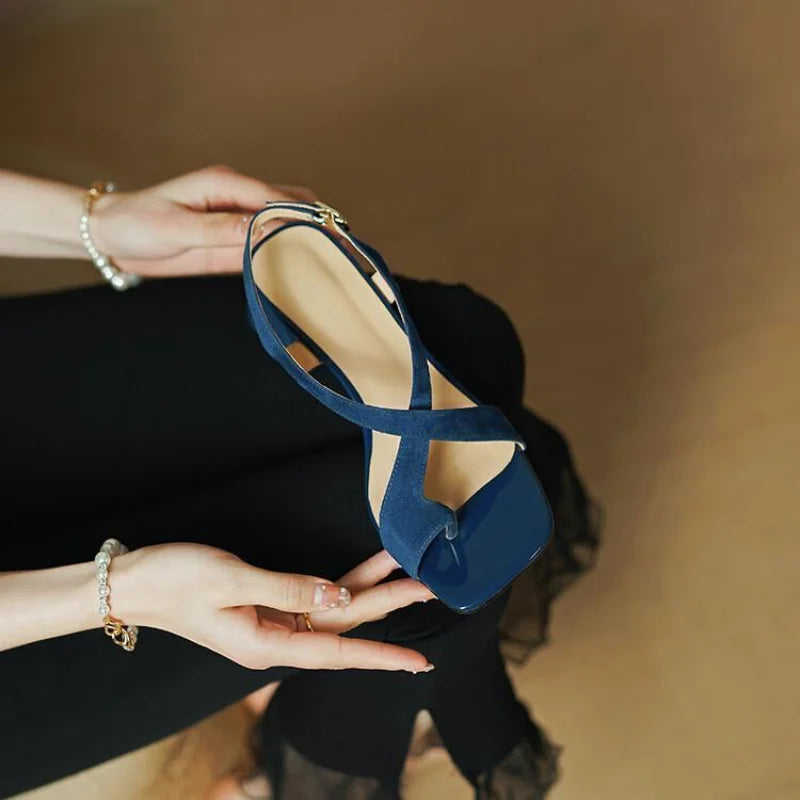 Sandália Feminina Salto Médio Estilo Romano e Fashion - Le Belle