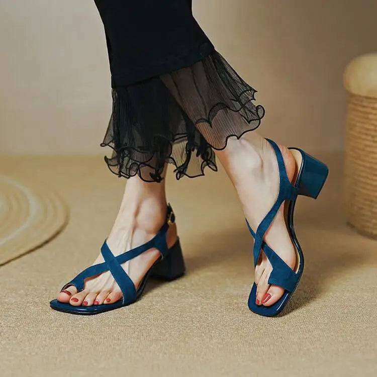 Sandália Feminina Salto Médio Estilo Romano e Fashion - Le Belle