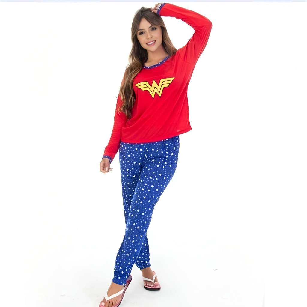 Pijama Feminino Adulto com Estampa de Mulher Maravilha - Nelima