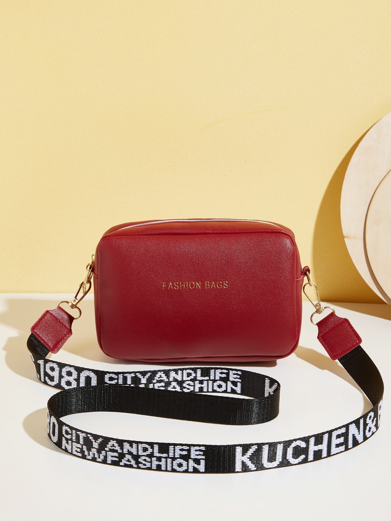 Mini Bolsa Elegante em Couro PU com Estampa de Letras - Le Belle