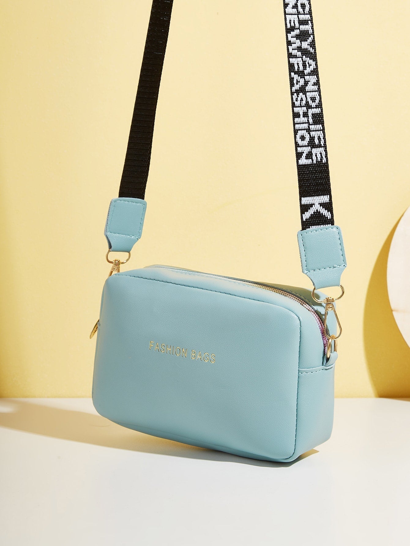 Mini Bolsa Elegante em Couro PU com Estampa de Letras - Le Belle