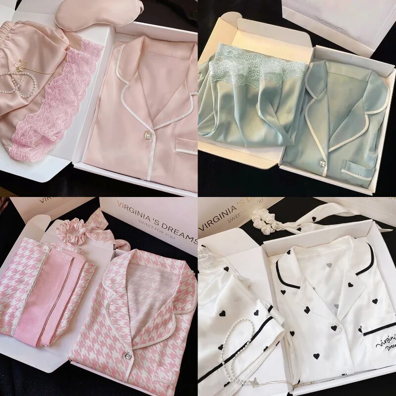 Conjunto de Pijama Loungewear Feminino de Seda Satinada com Renda e Cardigan de Lapela - Nelima