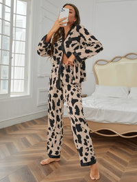 SHEIN Conjunto de Pijama Casual com Recorte em Padrão Abstrato de Cores Contrastantes para Mulheres, Roupas de Outono e Inverno
