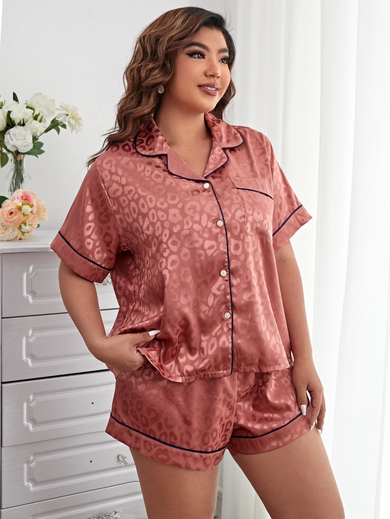 Pijama Feminino Plus Size de Cetim Rosa Onça – Nelima Moda (G1 ao G5)