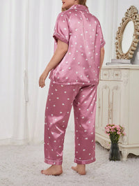 Pijama Feminino de Cetim Plus Size Rosa com Estampa de Corações