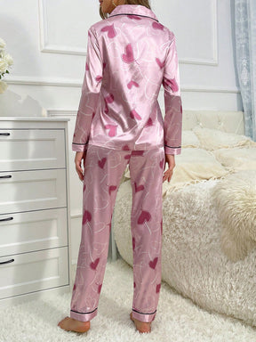 Pijama Feminino de Cetim Rosa com Estampa de Corações – Conjunto Manga Longa Nelima