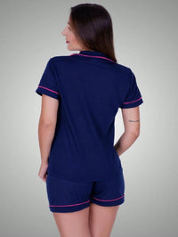 Pijama Feminino Azul Marinho com Shorts e Detalhes Rosa – Conforto e Estilo para Dormir
