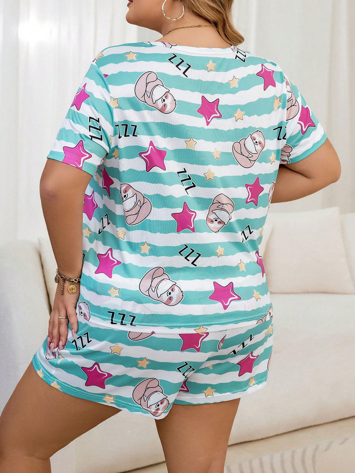 Pijama Feminino Plus Size Estampado com Preguiça e Estrelas – Conforto e Estilo Nelima Moda (G1 ao G5)