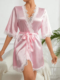 Robe de Cetim Rosa com Renda – Elegância e Conforto Nelima Moda