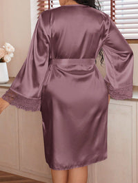 Robe Plus Size em Cetim Rosê com Renda e Amarração – Nelima