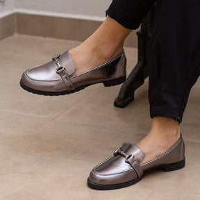 Mocassim Feminino Onix Metalizado com Sola Tratorada - Nelima
