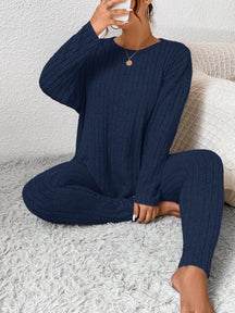SHEIN Frenchy Conjunto de Roupas Femininas de Outono, Volta às Aulas, Treino, Conjunto Minimalista Simples, Legging de Textura Apertada e Conjunto de Top de Manga Longa, Conjunto de Duas Peças Tamanhos Grandes para Mulheres
