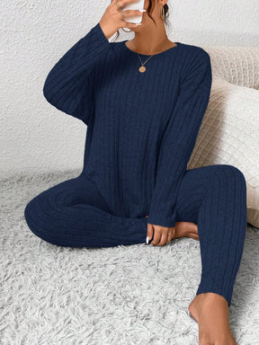 SHEIN Frenchy Conjunto de Roupas Femininas de Outono, Volta às Aulas, Treino, Conjunto Minimalista Simples, Legging de Textura Apertada e Conjunto de Top de Manga Longa, Conjunto de Duas Peças Tamanhos Grandes para Mulheres