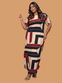 Vestido Longo Plus Size Geométrico com Fenda Lateral