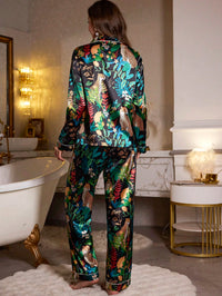 Pijama Feminino de Cetim com Estampa Tropical 