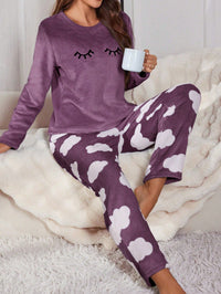 SHEIN Conjunto de Pijama Flanelado Bordado de Cílios de Manga Longa Fofo, Roupas de Outono e Inverno, Confortável