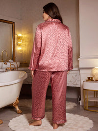 Pijama Plus Size em Cetim Animal Print Coral - Nelima