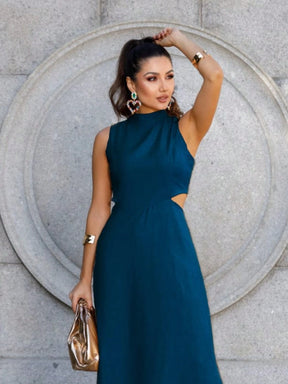Vestido Longo Elegante com Vazado e Gola Alta - Nelima