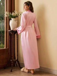 Côtesoire Roupão Longo de Renda Vermelha Sexy com Cinto, Roupa de Dormir Feminina, Loungewear de Luxo para o Dia dos Namorados, Detalhes Aconchegantes e Elegantes, Outono e Inverno
