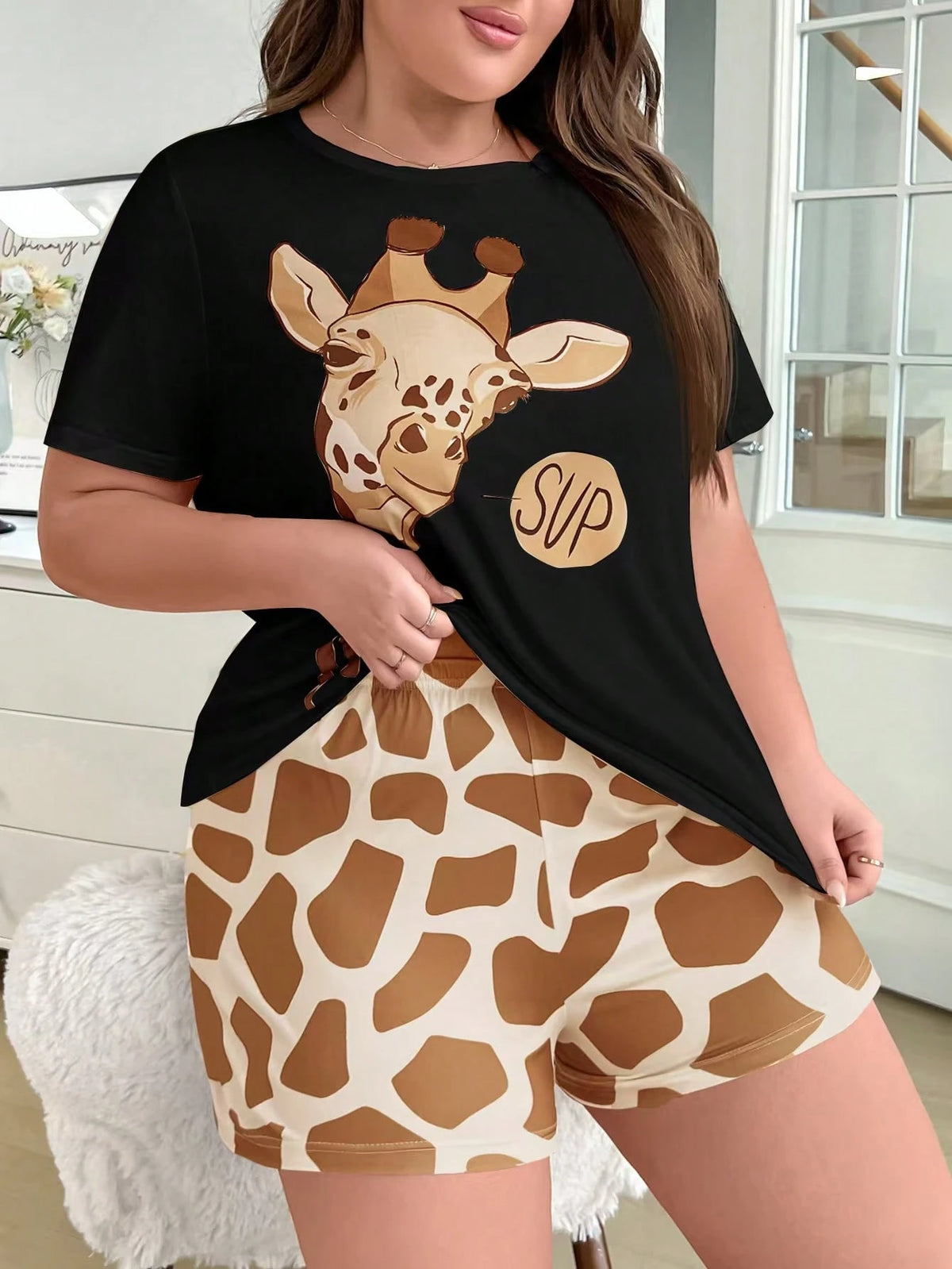 Pijama Plus Size Feminino Estampa de Girafa – Conforto e Diversão Nelima Moda (G1 ao G5)