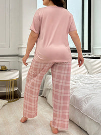 Pijama Feminino Plus Size Rosa com Estampa Xadrez