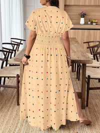 Vestido Longo Feminino Plus Size Bege com Estampa de Corações – Toque Suave e Feminino | Nelima