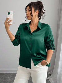 Camisa Acetinada Verde em Cetim Plus Size | Elegância do G ao G4