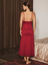 Slumberist Camisola Longa Noturna Feminina com Fenda Lateral Sexy e Recorte em Renda