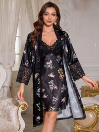 LuxeNights Conjunto de Vestido Camisole e Robe com Patchwork de Renda, Seda Sintética e Estampa Floral