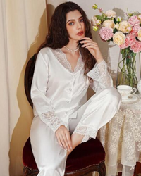 Pijama Romântico de Cetim - Nelima