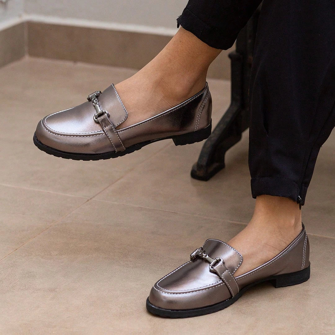 Mocassim Feminino Onix Metalizado com Sola Tratorada - Nelima