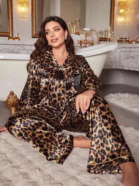 Pijama Feminino Plus Size de Cetim Onça Luxo - Nelima