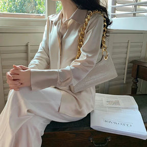 Blusa de Cetim Feminina Manga Longa Moda Francesa - Nelima