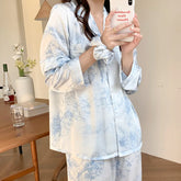 Conjunto de Pijama Feminino em Cetim - Estampa Floral Vintage - Nelima