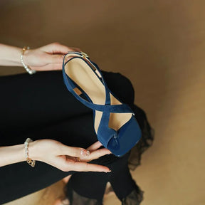 Sandália Feminina Salto Médio Estilo Romano e Fashion - Le Belle