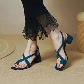 Sandália Feminina Salto Médio Estilo Romano e Fashion - Le Belle