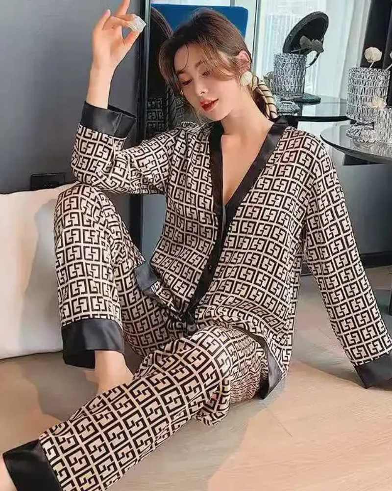 Pijamas Feminino em Seda Estampados Outono Inverno Calças e Mangas Compridas - Nelima