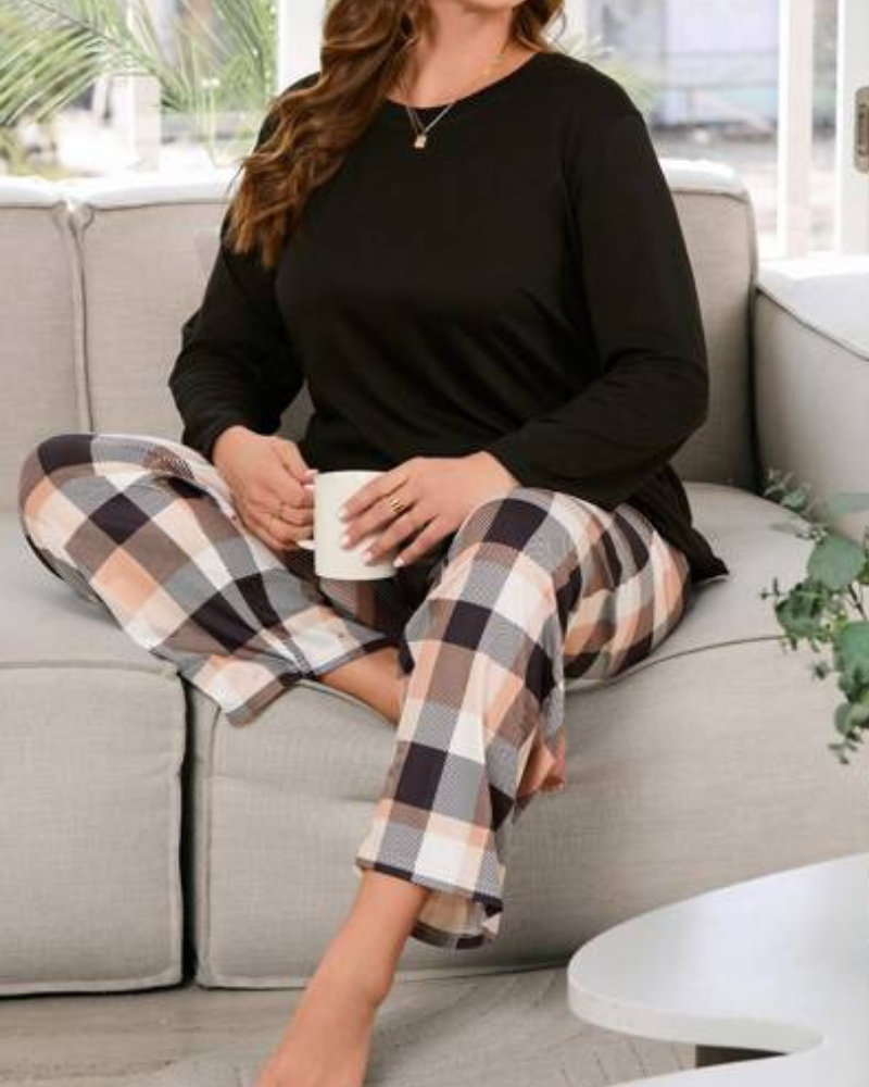 Pijama  Feminino Plus Size de Manga Comprida e Calça de Malha - Nelima