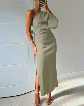 Vestido Casual Plissado com Fenda Lateral - Nelima