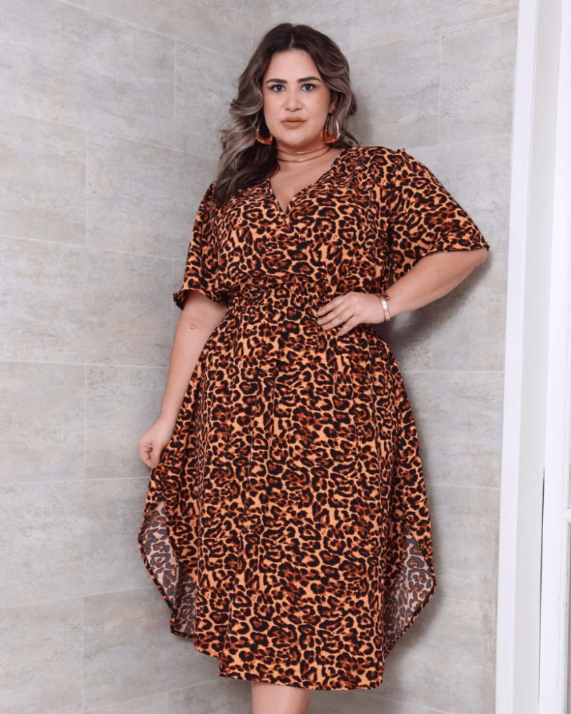 Vestido Midi Plus Size em Tecido Duna – Nelima