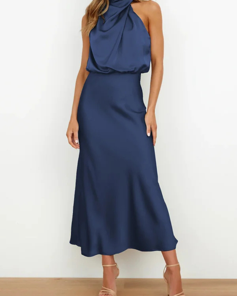 Vestido de Cetim Longo com Decote Halter - Nelima
