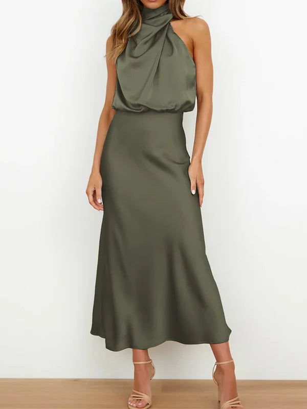 Vestido de Cetim Longo com Decote Halter - Nelima