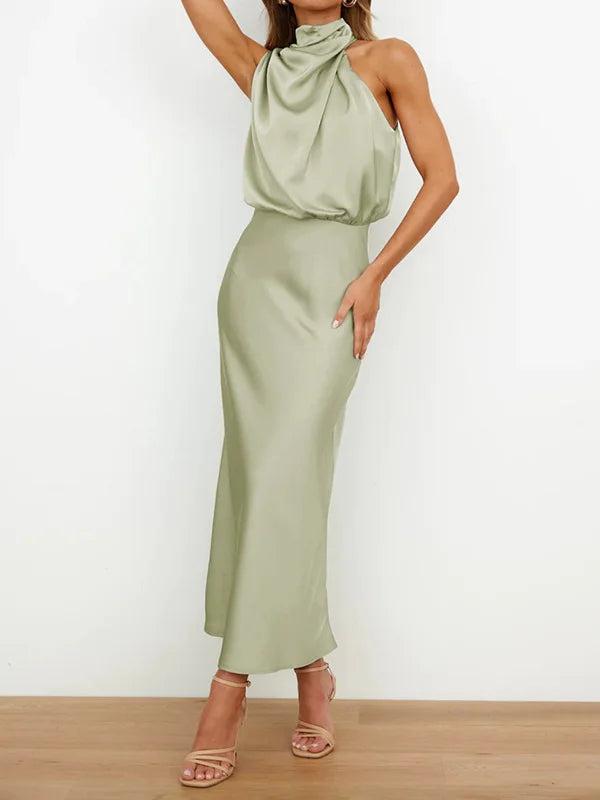 Vestido de Cetim Longo com Decote Halter - Nelima