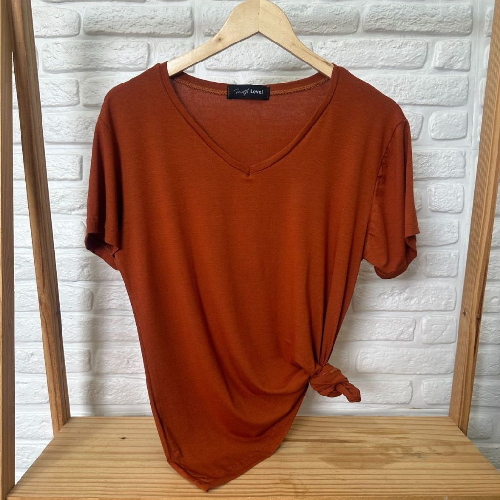 T-Shirt Soltinha Plus em Viscolaycra – Nelima
