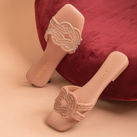 SANDÁLIA FEMININA FLAT RASTEIRA BRILHO STRASS – ELEGÂNCIA, CONFORTO E TENDÊNCIA