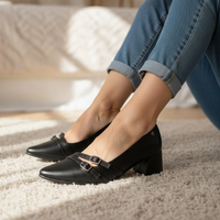 Scarpin Feminino Duas Fivelas Bellamore Salto Grosso Baixo 5 cm Confortável Elegante Casual Social