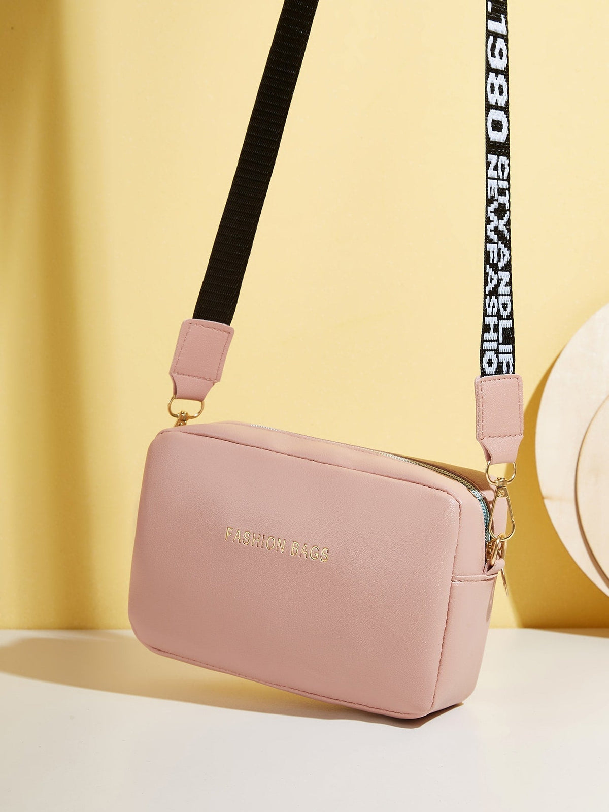 Mini Bolsa Elegante em Couro PU com Estampa de Letras - Le Belle